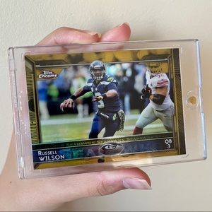 2015 Topps Chrome Russell Wilson Gold Refractor Football Card (number 45…
